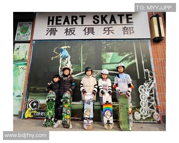 南京滑板队的边路渗透策略与滑板文化的深度融合探讨